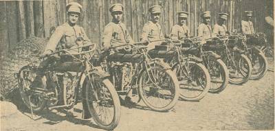 Corpo do C.E.P. de motociclistas do Quartel - General.