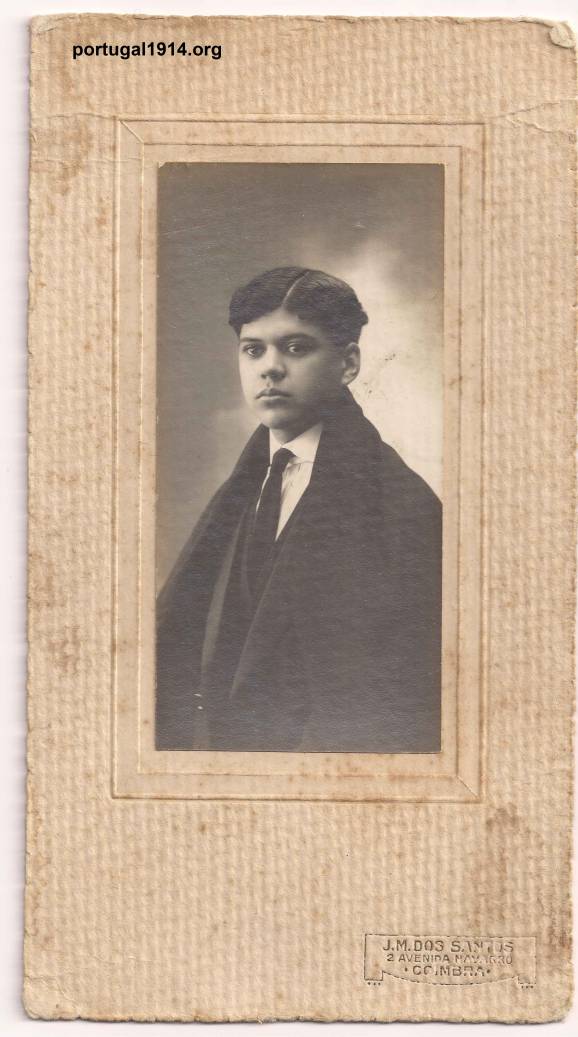 António Travassos de Almeida, nos seus tempos de Coimbra