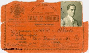Alberto d´Assumpção e o seu cartão da Liga dos Combatentes da Grande Guerra