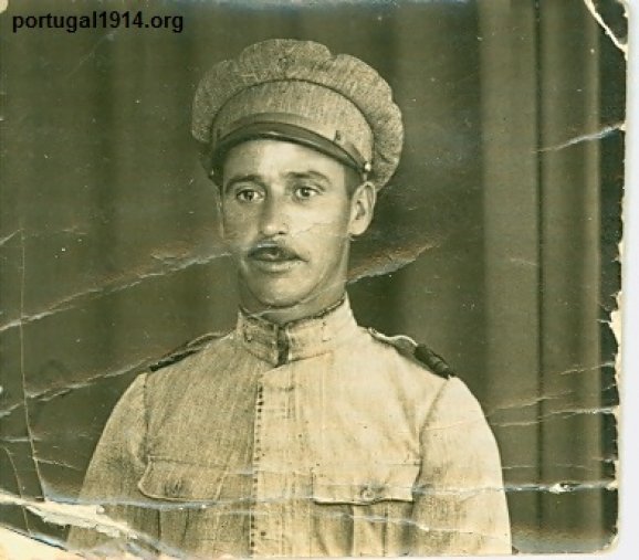 Fotografia de Eduardo Augusto Adelino na altura da incorporação no CEP