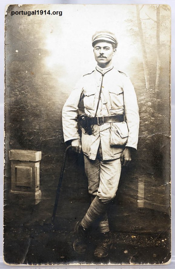Francisco Dias Júnior em França, durante a guerra